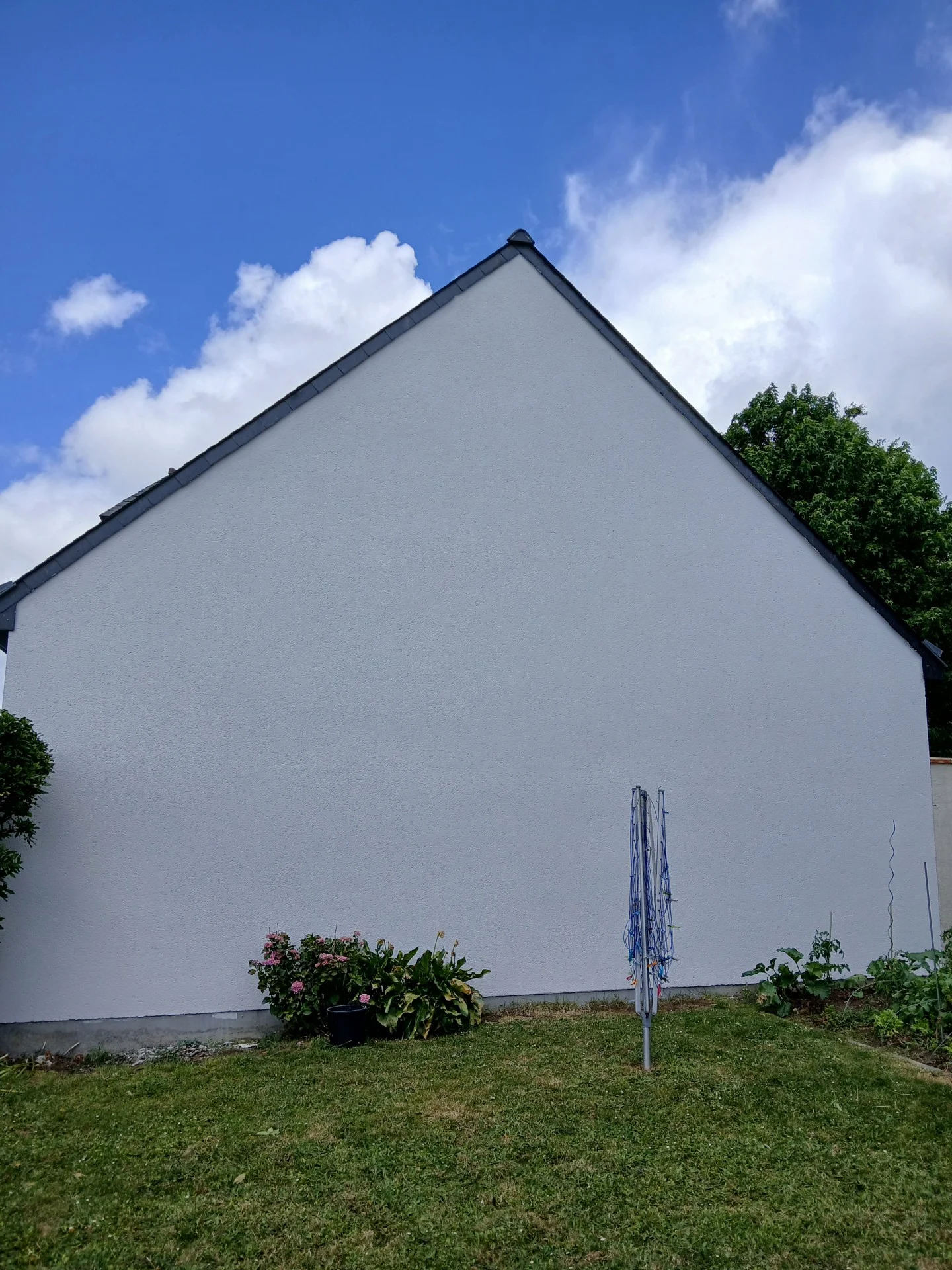 Peinture pignon apres